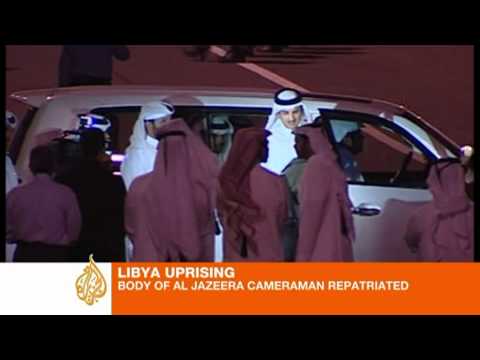 يعود جثمان مصور قناة الجزيرة إلى الدوحة