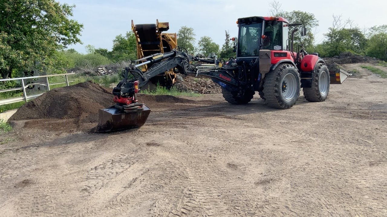 Köp Grävlastare Huddig 1060 C på Klaravik