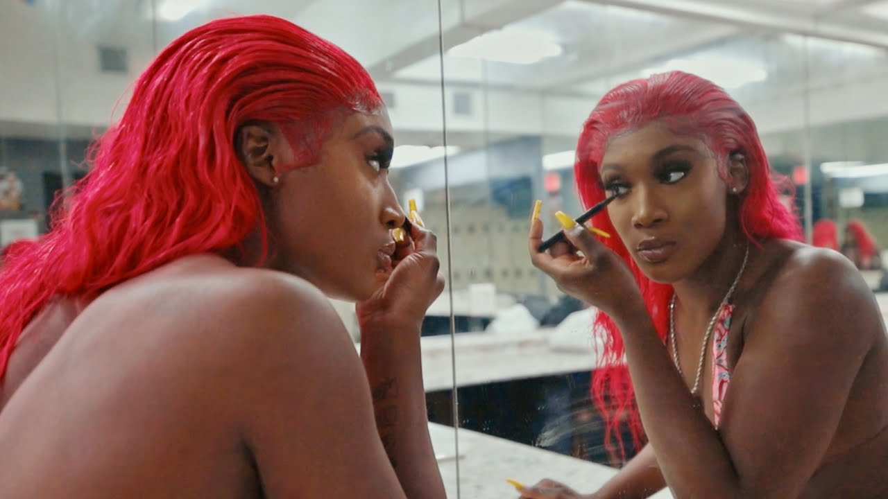 Ver Tinkaabellaaa - Whistle (Official Video) en YouTube Ver Tinkaabellaaa - Whistle (Official Video) en YouTube