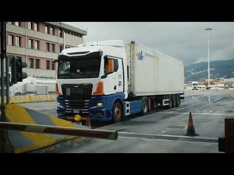 VIDEO PSA Genova Pra' terminal logistic reefer and supply chain