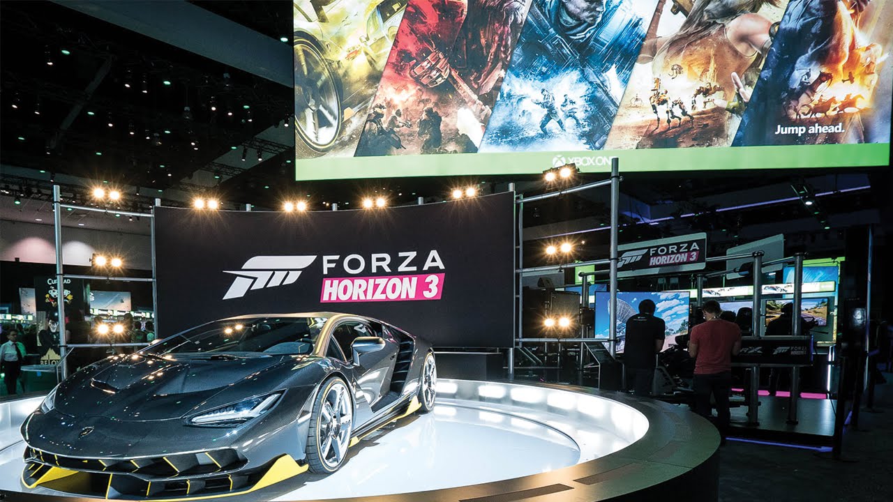 Xbox Insiders tour the Xbox Booth at E3