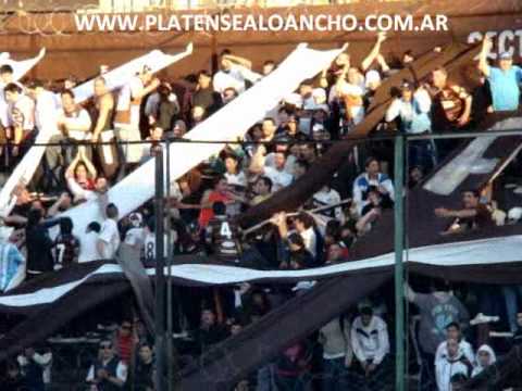 Hinchada de Platense | Platense 1 - 1 Sportivo Italiano | Fecha 10 | Campeonato 2010/2011 aliento de perro