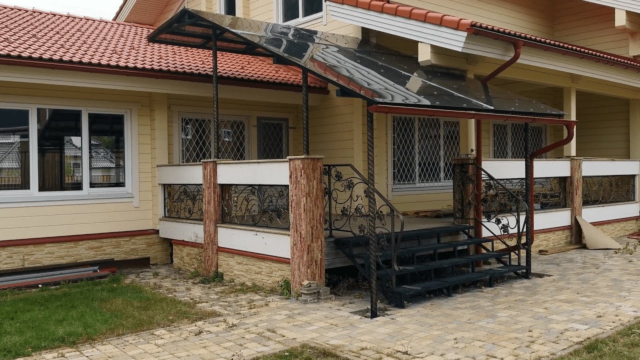 Изготовление и монтаж навеса над крыльцом. - YouTube