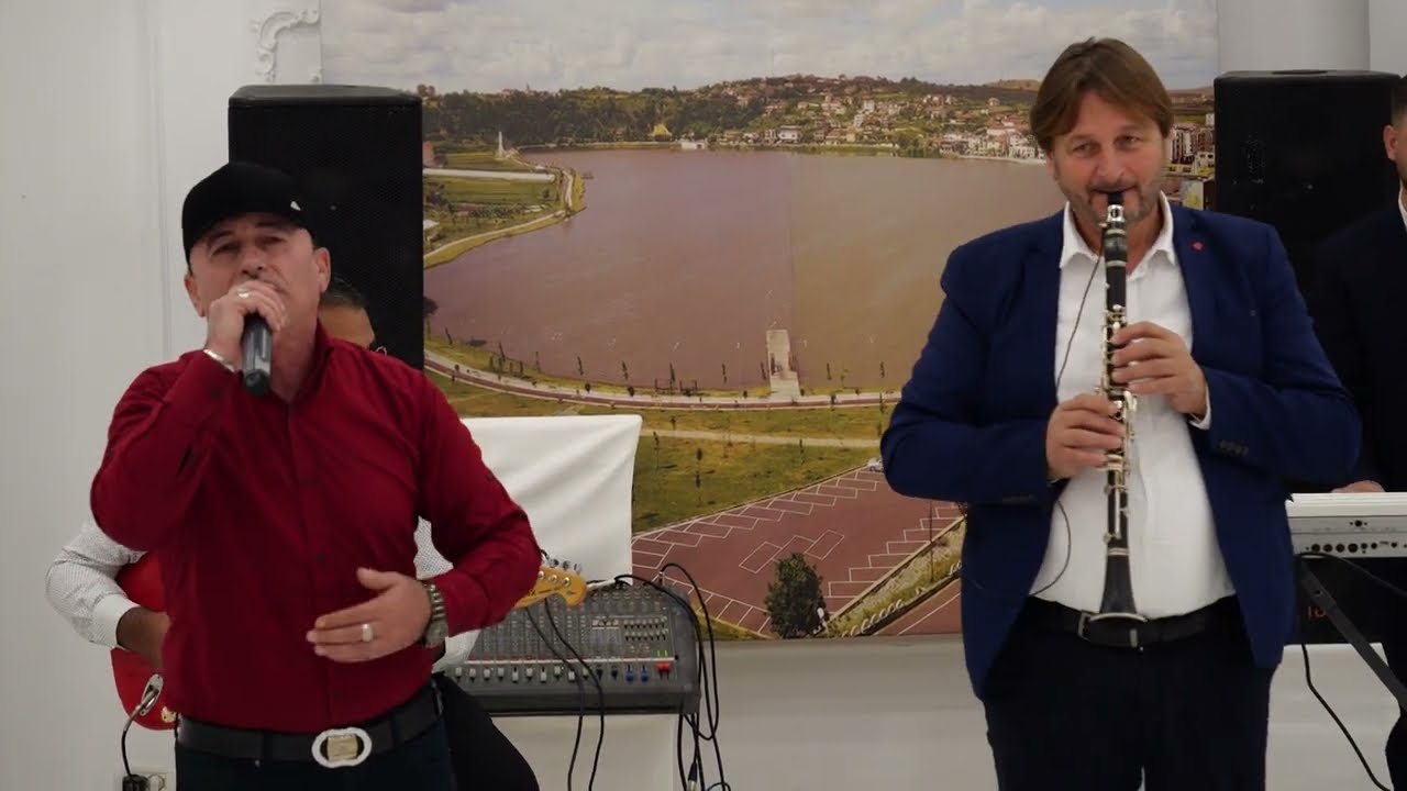 Nake Kapllani & Fitim Muça - Sa lezet kënga na kishte