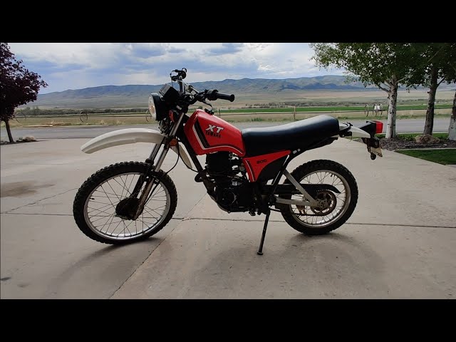 NEW ADDITION!!! 1982 YAMAHA XT200 - YouTube
