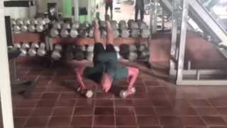 Spain: Superset Upper Body Workout with Chris R. Rea from ReaShape