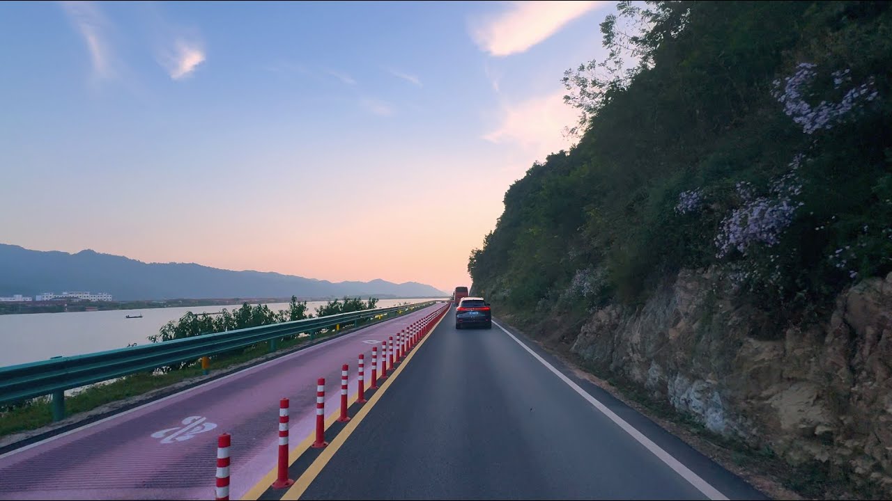 Driving G331 at Dusk – Stunning Views Along China’s Border!