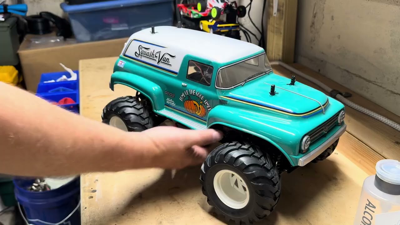 Tamiya Squash Van - YouTube
