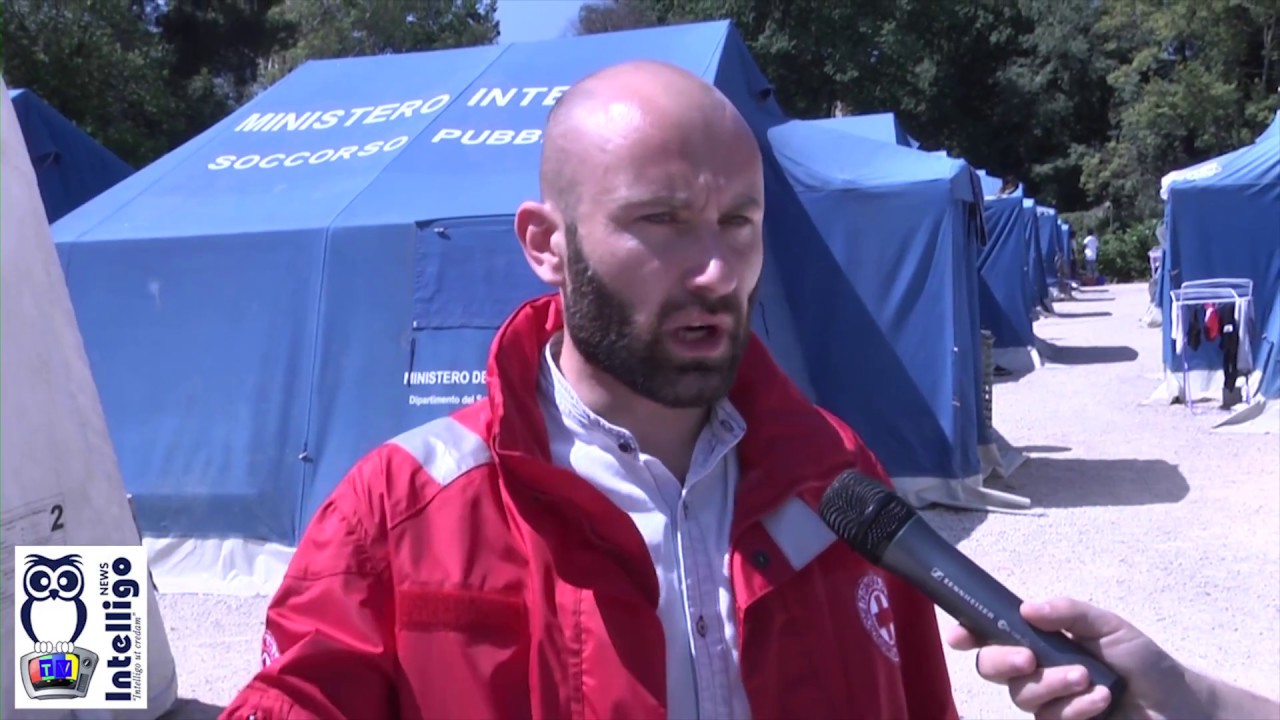 Croce Rossa Roma Reportage In Via Ramazzini Youtube
