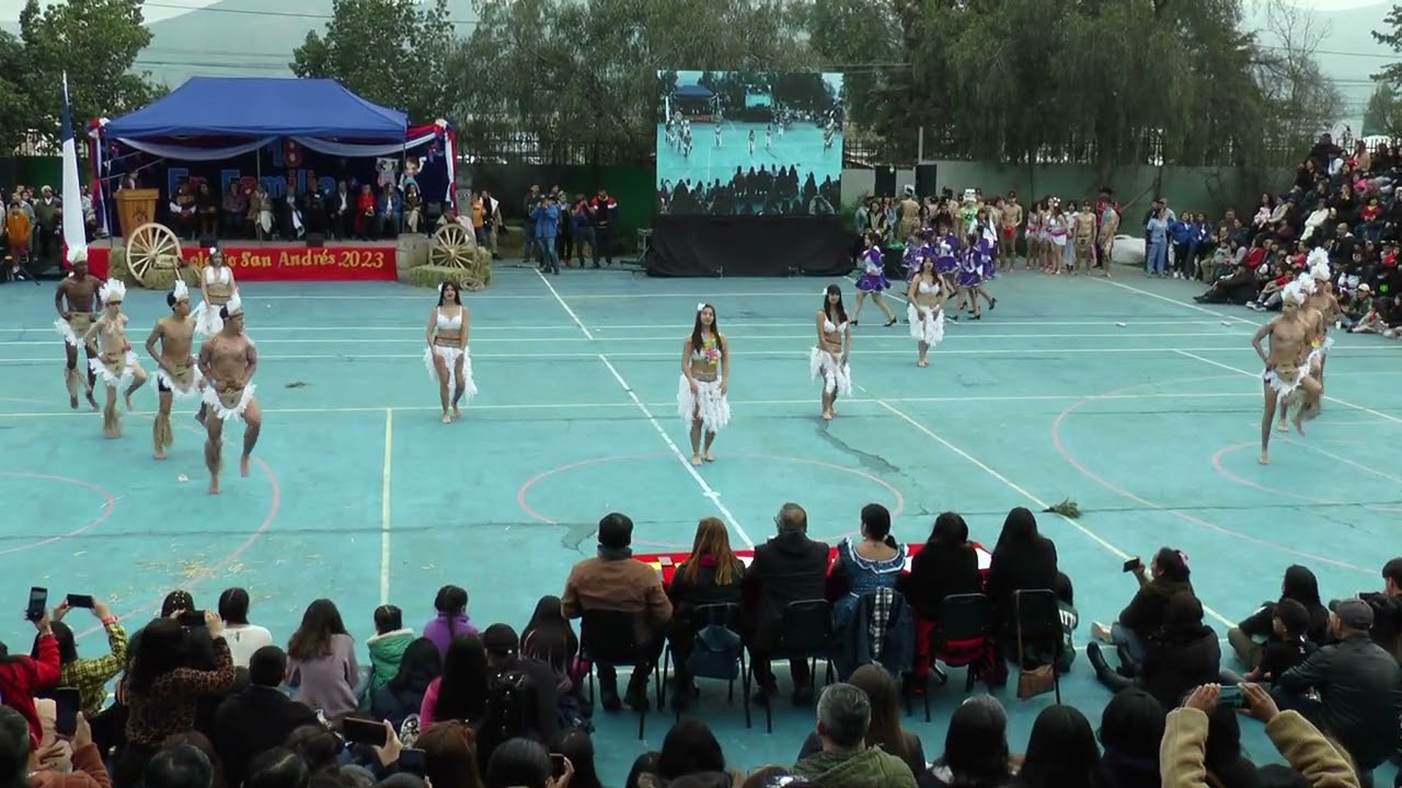 COLEGIO SAN ANDRES DE COLINA PEÑA FOLCLORICA 2023 BAILE 2°AÑO MEDIO D
