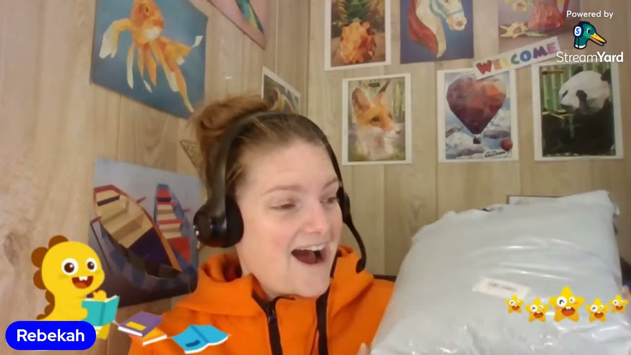 Unboxing my last dino swag? - VIPKID