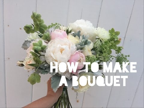 Video: How To Arrange A Bouquet