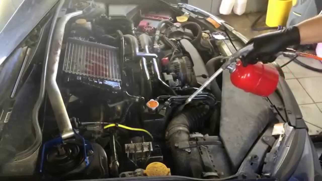 Мойка подкапотного пространства автомобиля