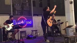 Download Lagu sentuhan buskers teratai cover live busk \u0026 food MP3