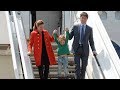 Justin Trudeau’s youngest hops down airplane stairs with parental help