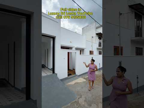 Rooftop එකක් තියන හුරුබුහුටි ගෙයක් #home #villa