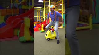 Hot Pizza! Blippi Plays, Serves & Explores Toys! 🧸🍕 #Blippi #Shorts