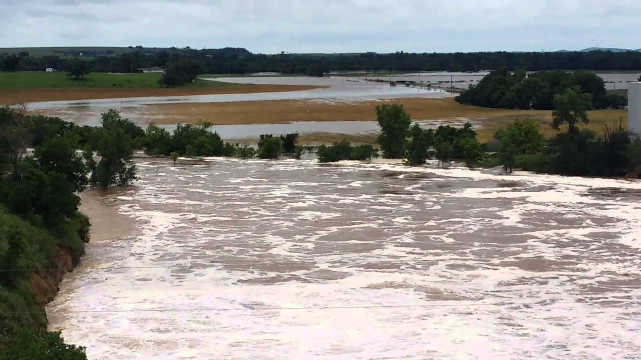 Lake Ellsworth Causing Flood in East Lawton