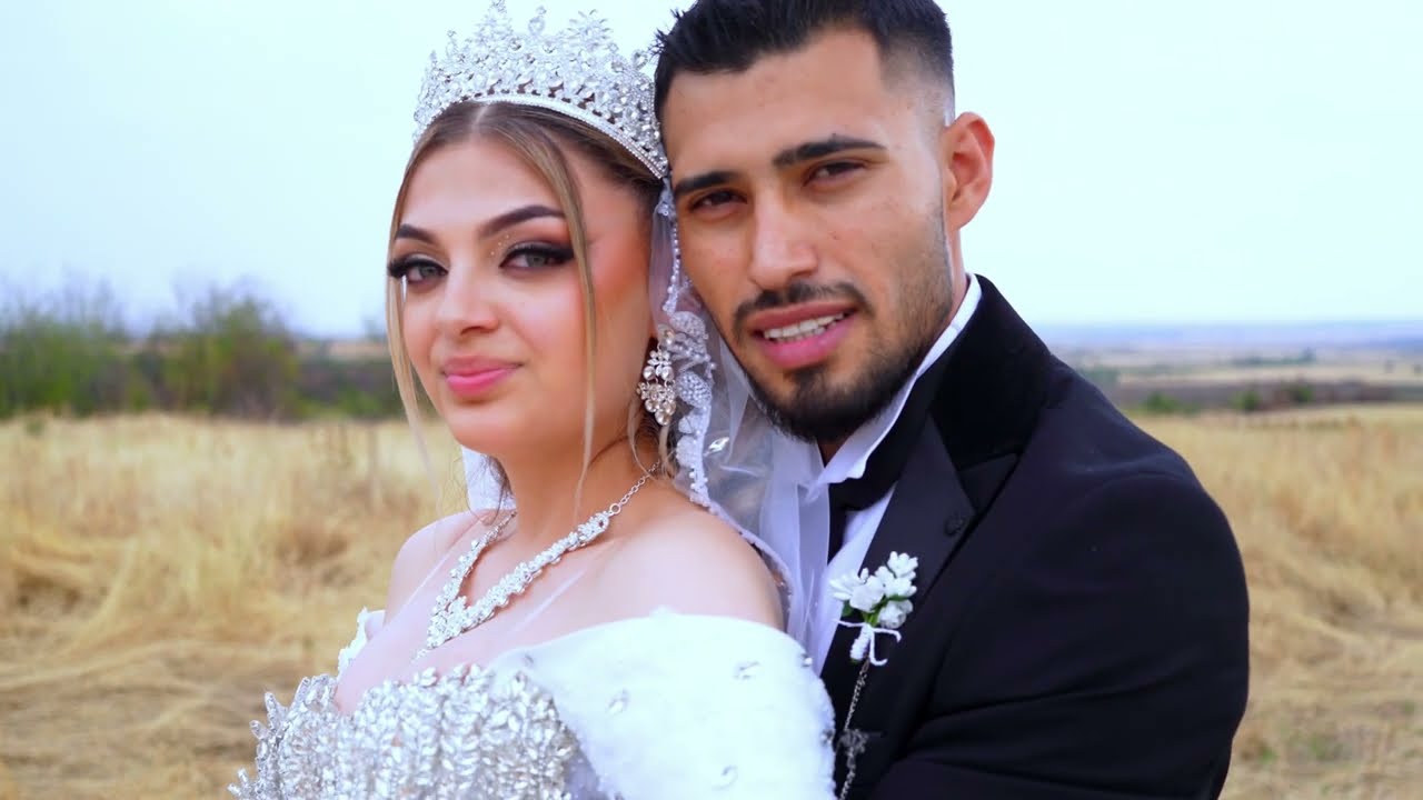 ПРИКАЗНАТА СВАТБА НА АЛЕКС И САРА СЕЛО:КРАСНОВО