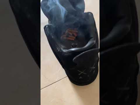 Air Jordan kaws lost in Fire  over  4/4