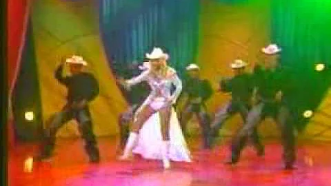 Roxana Martinez "La Tetanic" Cantando su Exito "Tu...