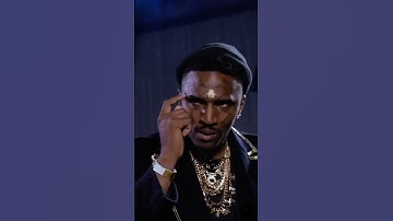 Does Daylyt have a 3rd eye??