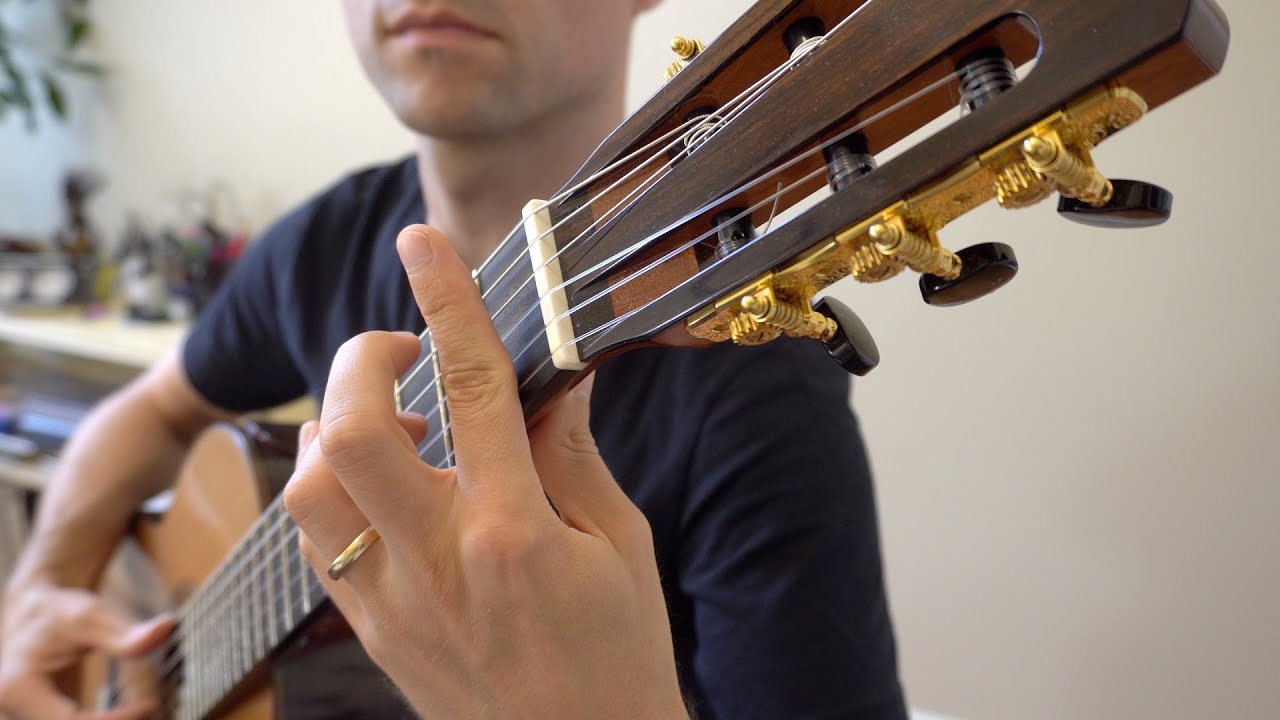 Lesson: Hinge Barres, Pivots, and Partial Barres for Classical Guitar