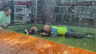 Famous Video shows man jumping to rescue handler attacked by alligator at reptile center | ABC7 Wealth