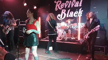 Revival Black ft. Kim Jennett - Live At Leo