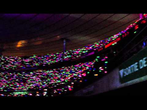 Coldplay in Paris - Xylobands in Action