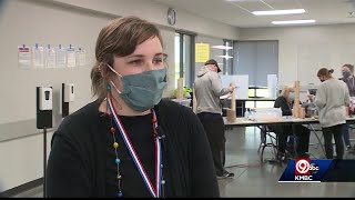 No shortage of poll workers in Douglas County