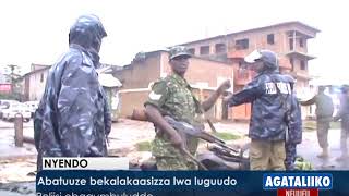 Abatuuze beekalakasizza lwa luguudo.