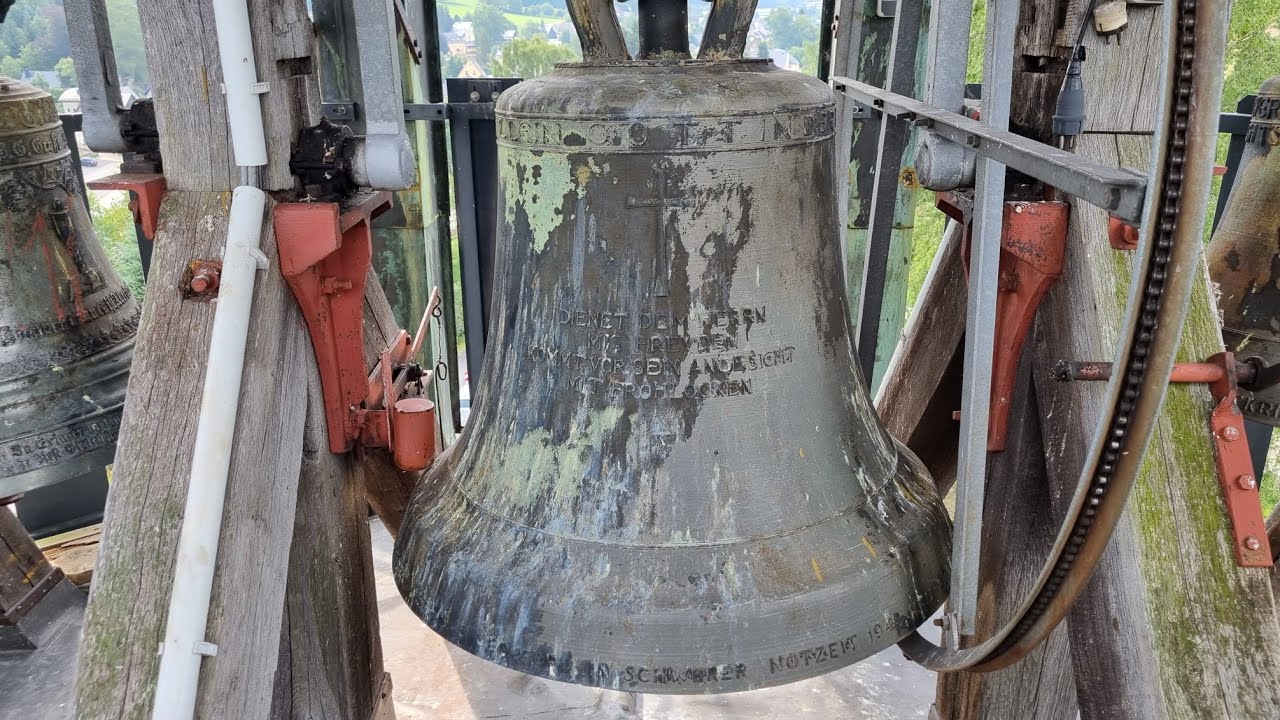 Kirche in Neudorf (Sehmatal/ERZ) Glocken