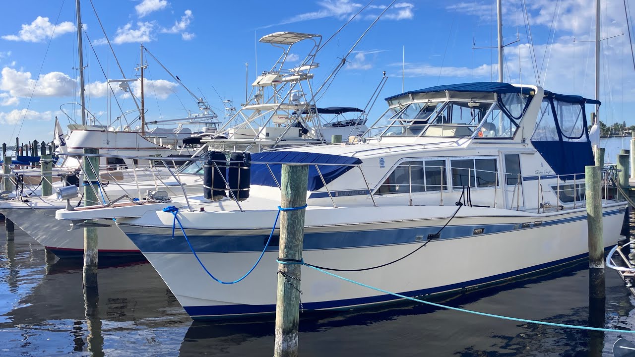 1985 Chris Craft Catalina 38 “SABOT”  Equipped W/ Twin Mercruiser 454 Engines & 12 KW Generator !!! 