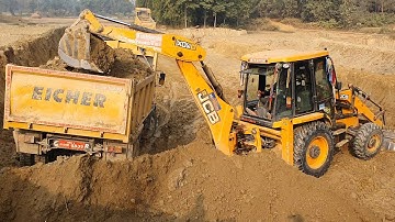 JCB Backhoe Cutting Soil and Loading in Dump Truck - Dump Truck Carrying Soil - JCB Video 9