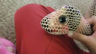 Vanessa Picks The Wrong Dinosaur And Thought It Was Her Boyfriend