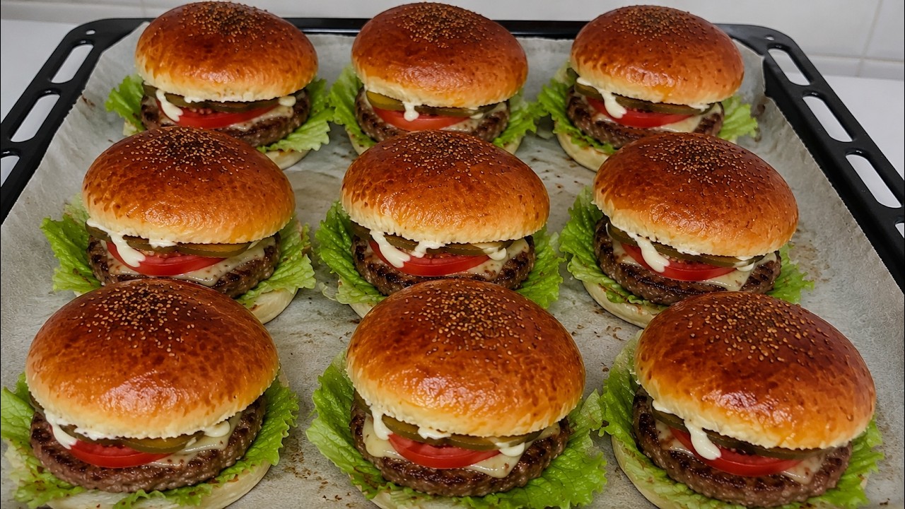 EVDEKİLER ARTIK BAŞKA HAMBURGER YEMİYOR 😳 | Ev Yapımı Hamburger Tarifi 🍔 EVDEKİLER ARTIK BAŞKA HAMBURGER YEMİYOR 😳 | Ev Yapımı Hamburger Tarifi 🍔