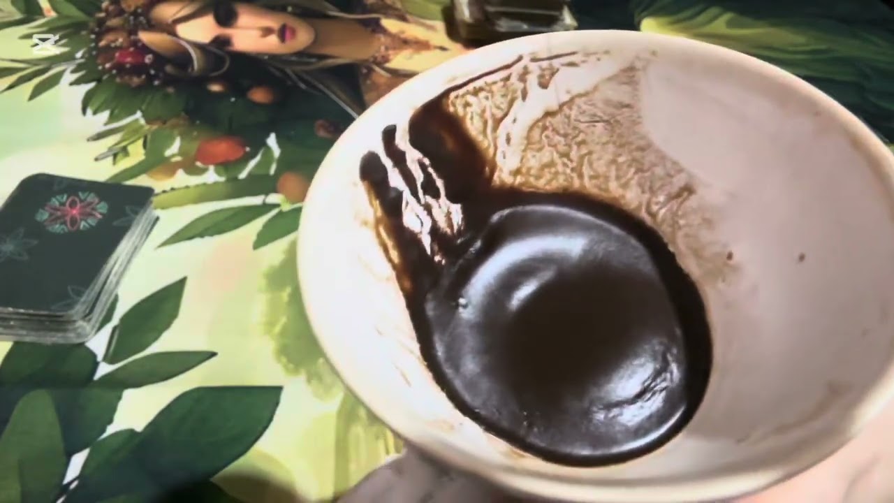 O KİŞİ SENİ ÇOK MUTLU EDECEK❤️❤️SÜRPRİZLERE HAZIROL👏💵#kahvefalı#kasım2025#aşkfalı#aklımdakikişitarot