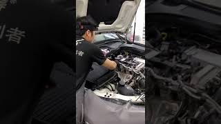 Mercedes m274 Engine Maintenance with 4-cylinder 7L oil.