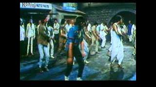 Rehne Ko Ghar Nahin (Full Song) Film - Sadak