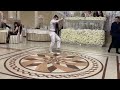 Свадьба весело идёт…танец пьяного грека