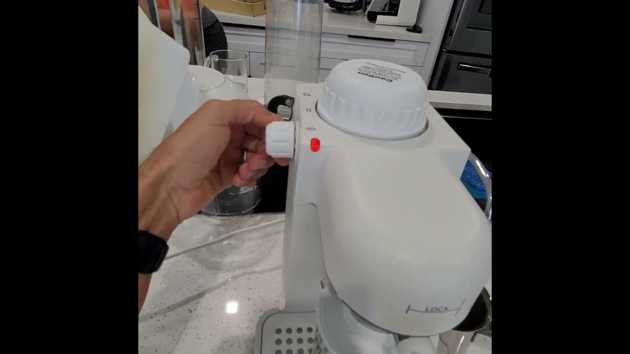 Krups IL Primo Espresso Machine With Steamer 972 / A White Working