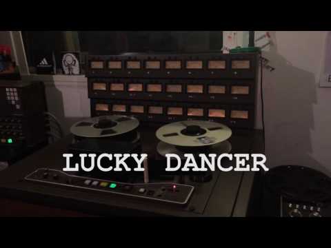 Stinksisters — STINKSISTERS - LUCKY DANCER