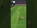 James marcando un gol prente a perú