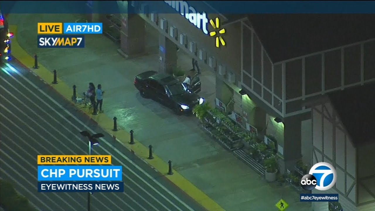 Police chase ends after suspect runs into OC Walmart I ABC7 - YouTube
