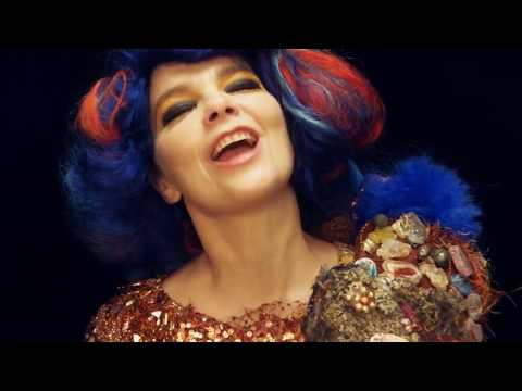2018 წლის შემოდგომაზე Björk სვანეთს ესტუმრება