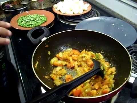 Matar Paneer recipe, Indian cottage cheese and Green Peas | Eat East Indian