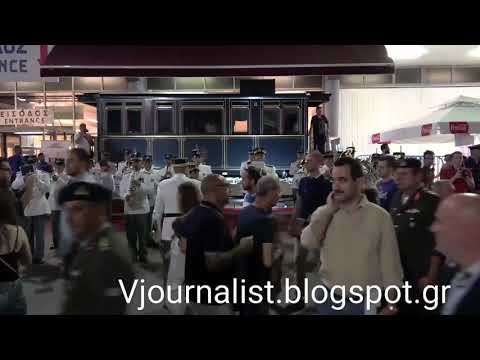 Με την μουσική του Rocky ο Καμμένος στην ΔΕΘ