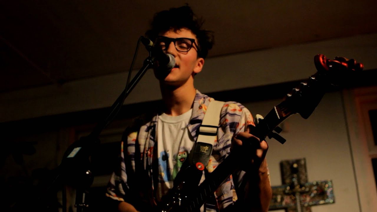 Lev Snowe - Seeing Things (Live)