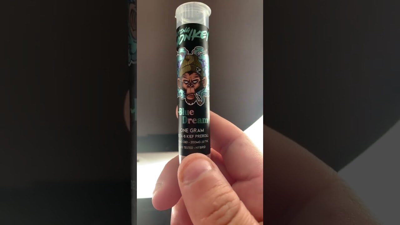 (Delta 8 review)  by Flying monkey strain name is blue dream